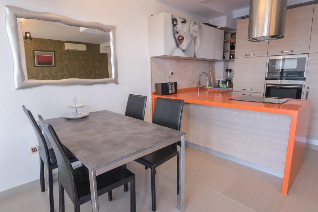 Private Penthouse Djurasevic Apartment Sveti Stefan Ngoại thất bức ảnh